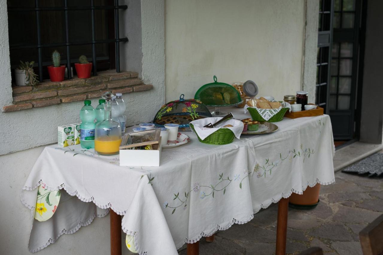 וטראלה Agriturismo Il Poggio מראה חיצוני תמונה