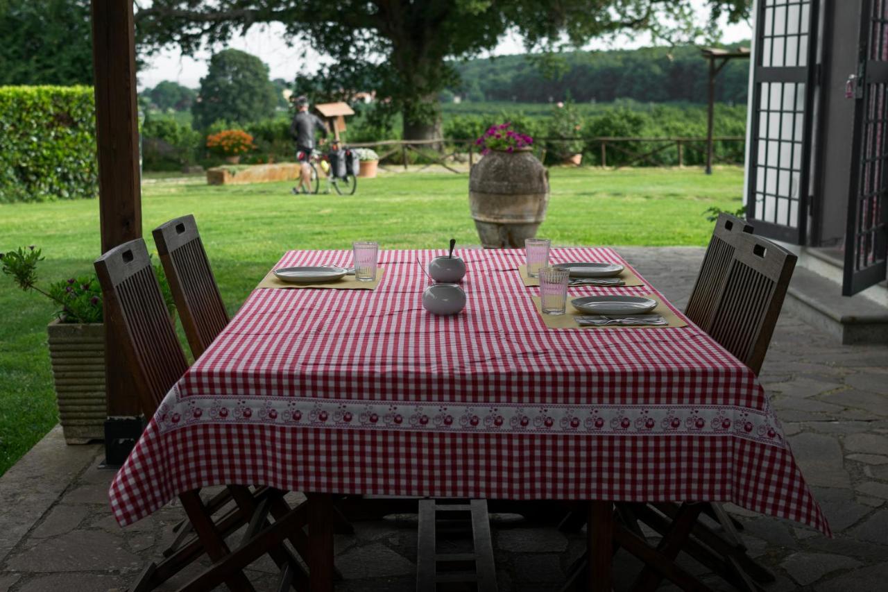 וטראלה Agriturismo Il Poggio מראה חיצוני תמונה