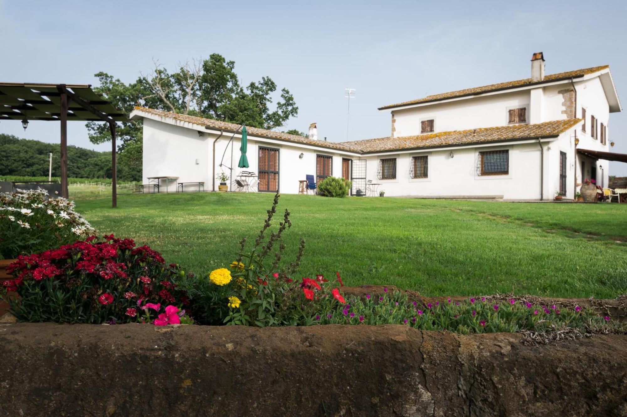 וטראלה Agriturismo Il Poggio מראה חיצוני תמונה